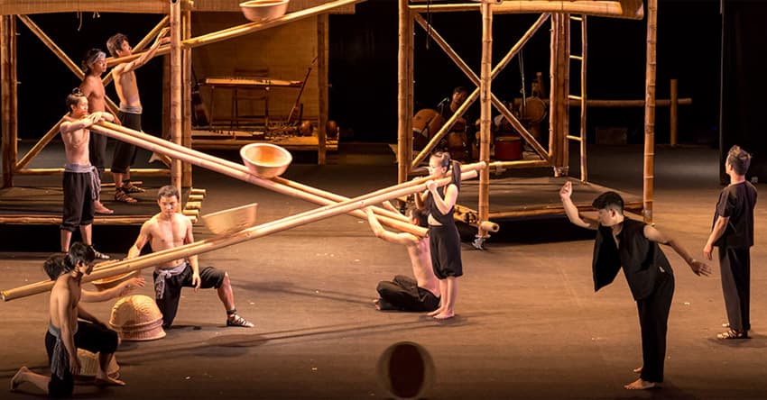 À Ố Show với những tiết mục đặc sắc