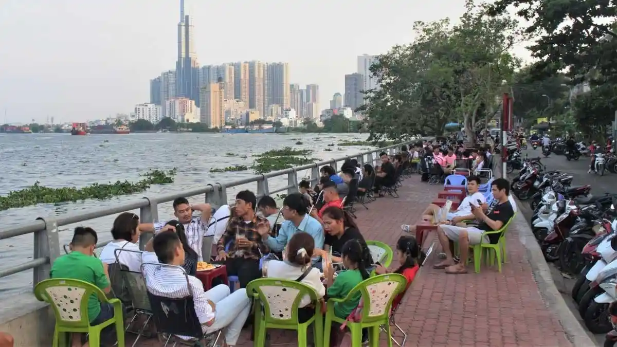 Bờ kè Thanh Đa - Thiên đường ẩm thực thu hút giới trẻ với view triệu đô