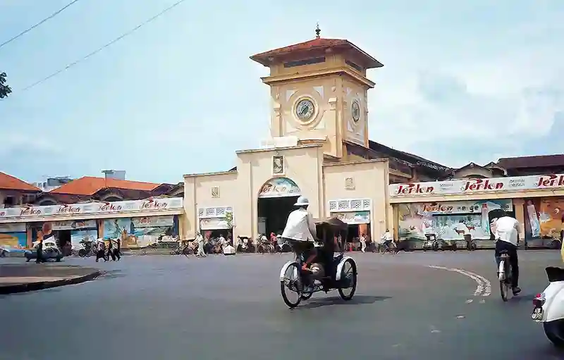 Chợ Bến Thành những năm 1975