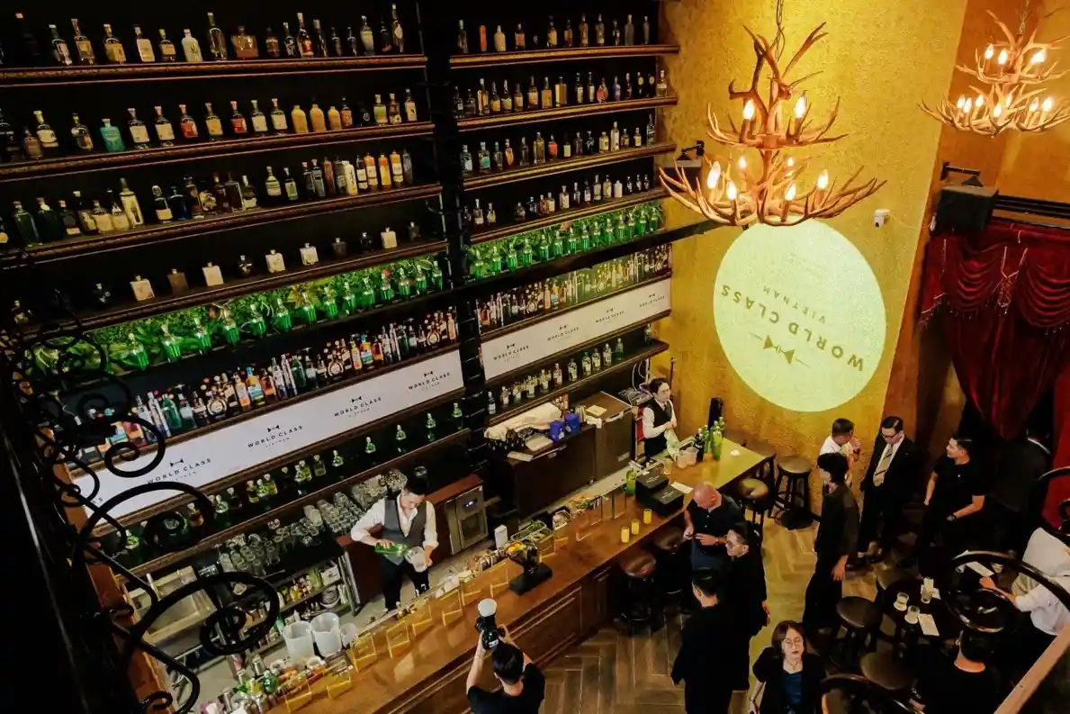The Gin House - Chốn hẹn hò riêng tư