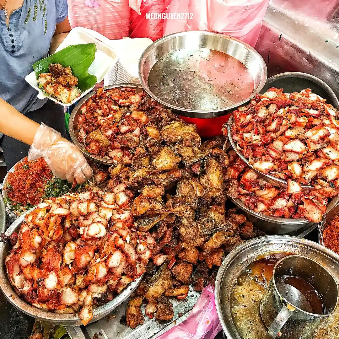 Xôi gà chợ Bà Chiểu