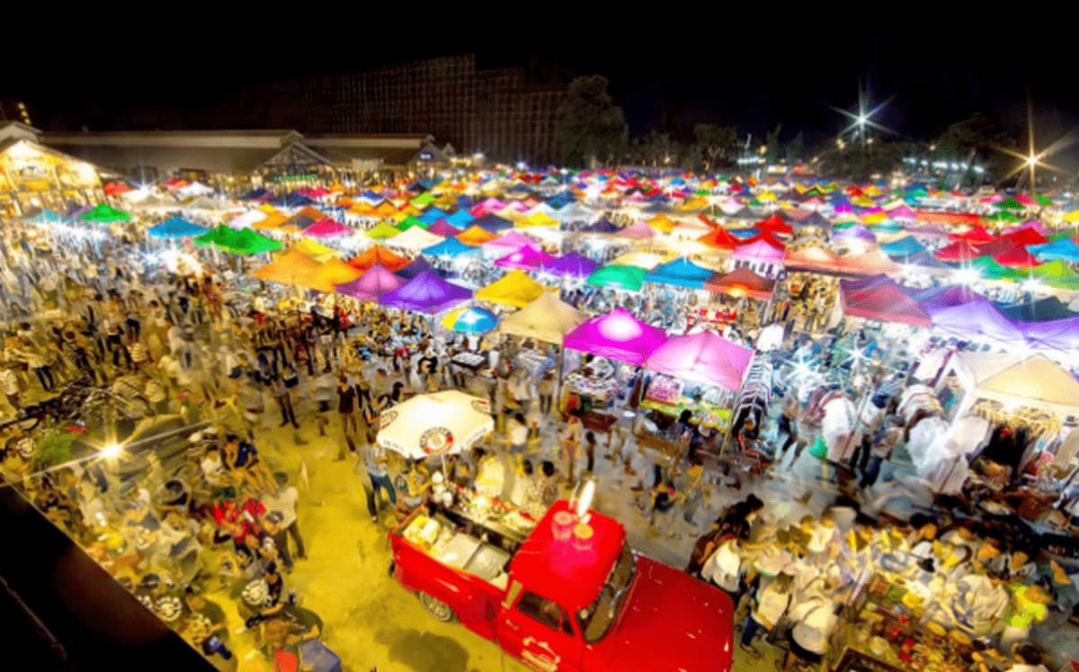 Phố Đi Bộ & Chợ Đêm Thủ Dầu Một