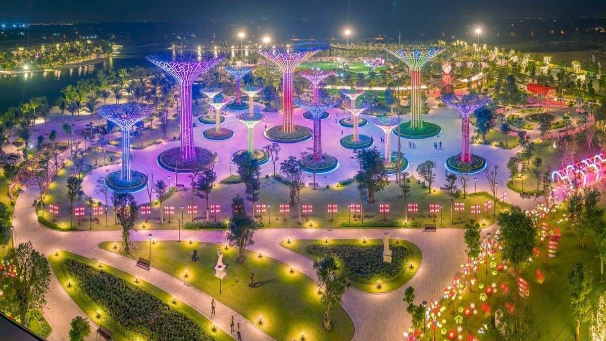 Công Viên Ánh Sáng Vinhomes Grand Park khu vực cây ánh sáng