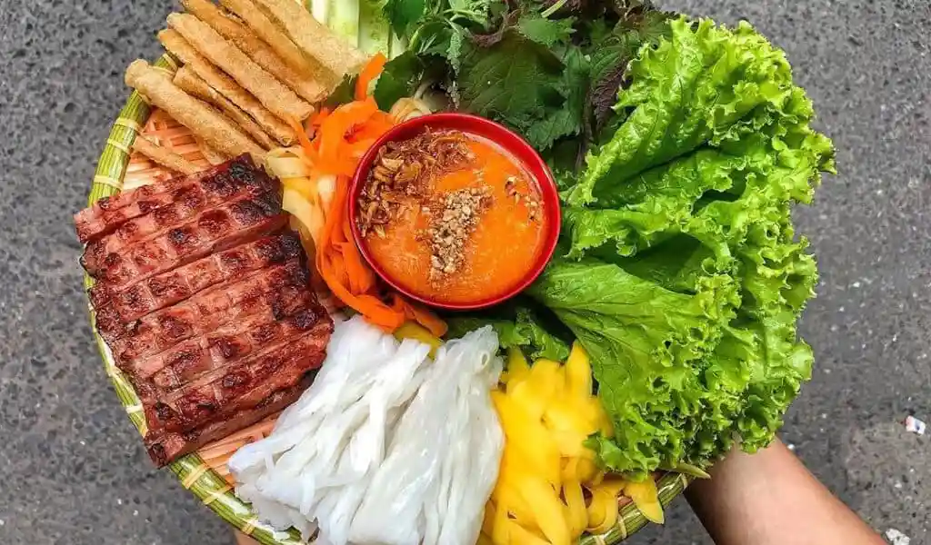 Nem nướng Cao Nguyên