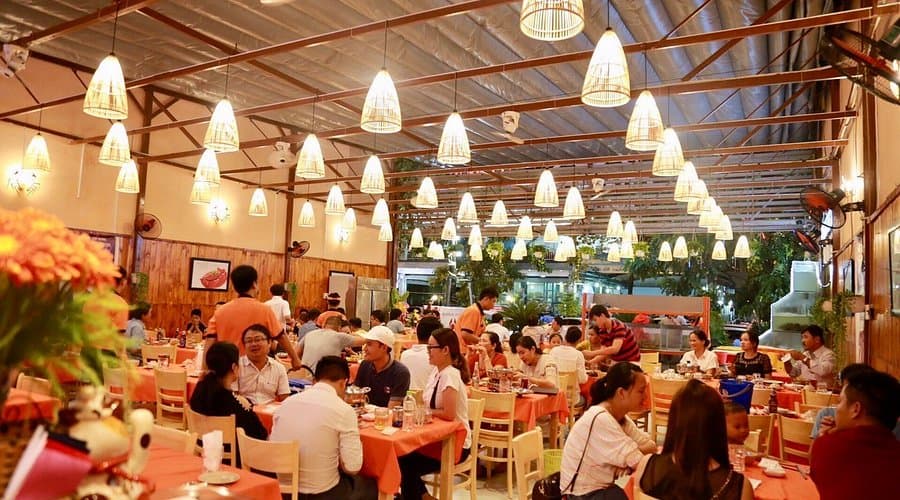 Quán Cua Ngon chuyên hải sản tươi sống