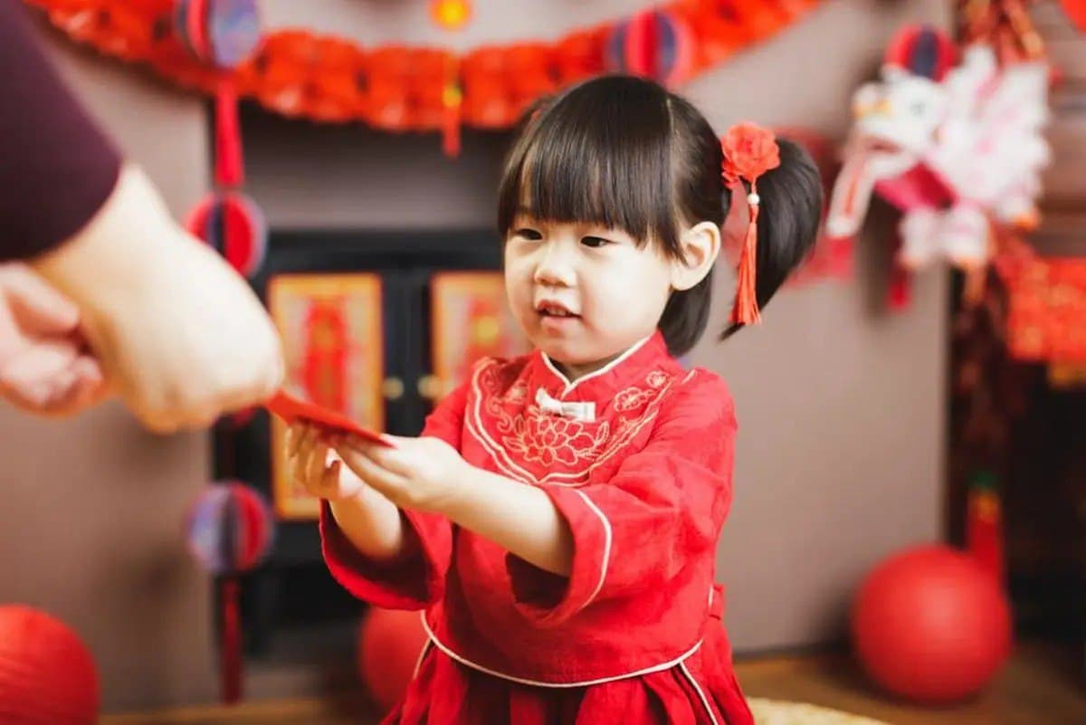 lì xì Tết cho con cháu