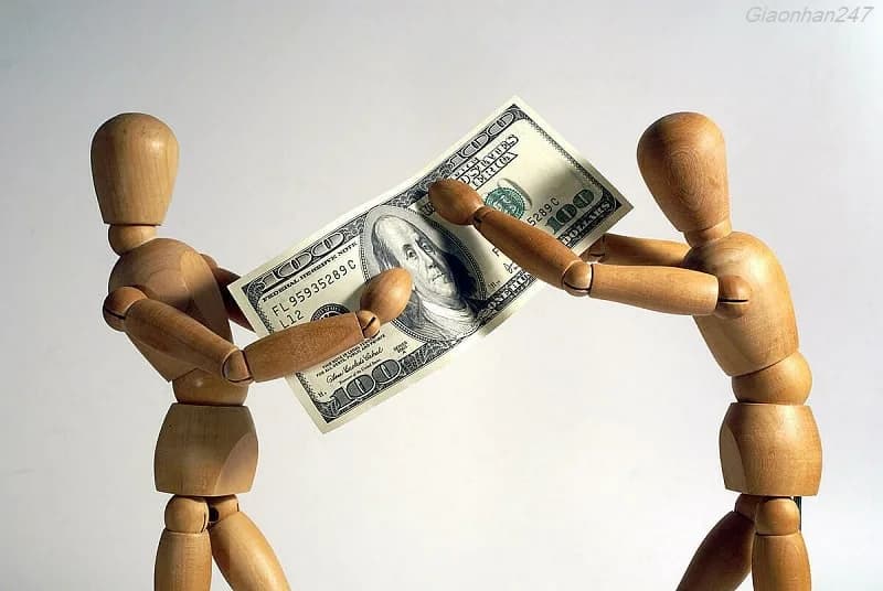 Kiêng cho vay mượn, trả nợ vào ngày đầu năm mới (Tán tài tán lộc)