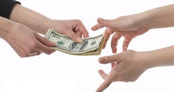 kiêng cho vay mượn nợ mùng 1