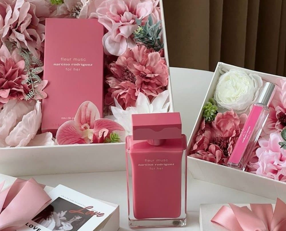 Quà tặng 8 tháng 3 cho vợ và người yêu