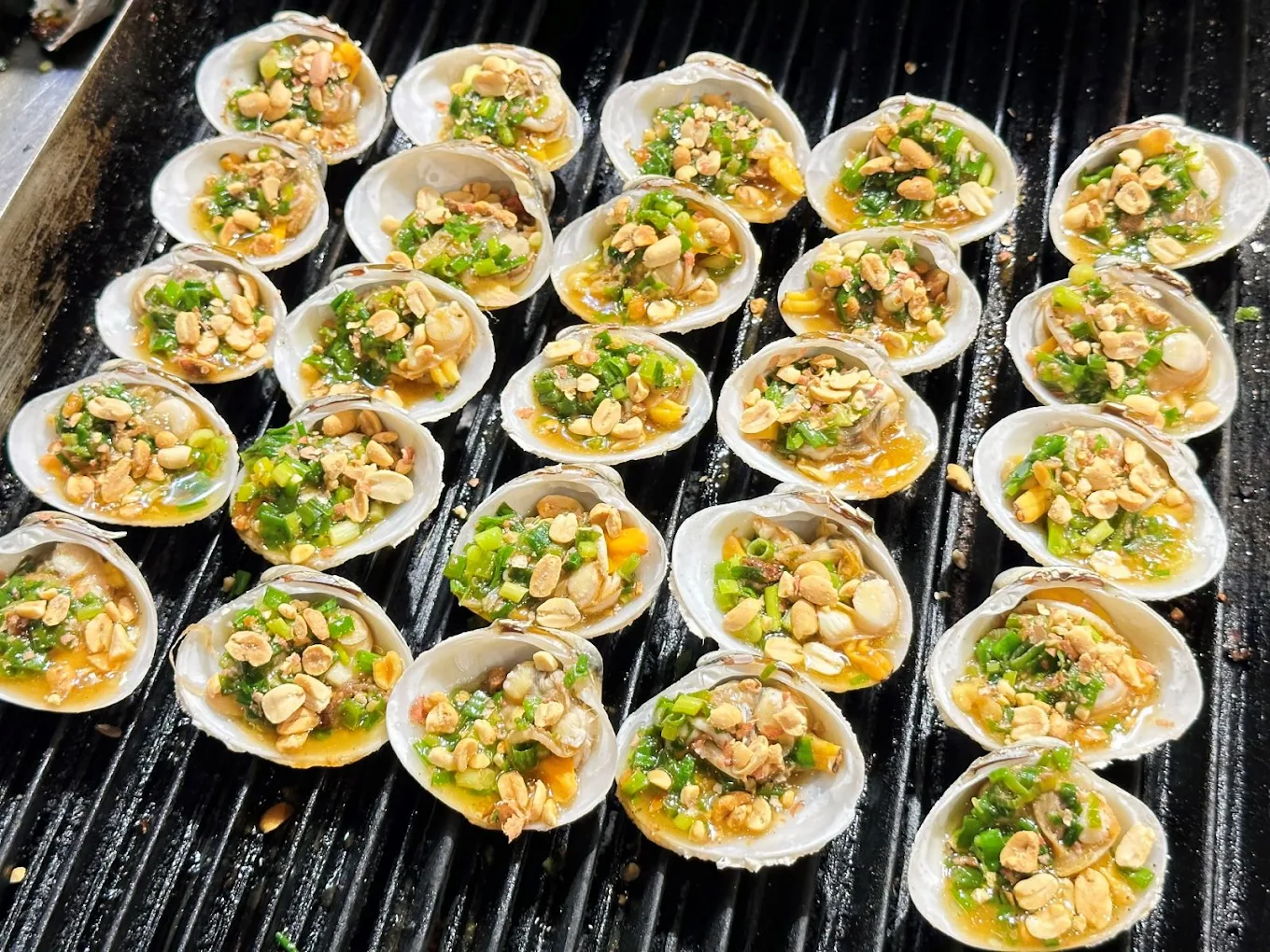 Sò lông nướng mỡ hành quán ốc t2