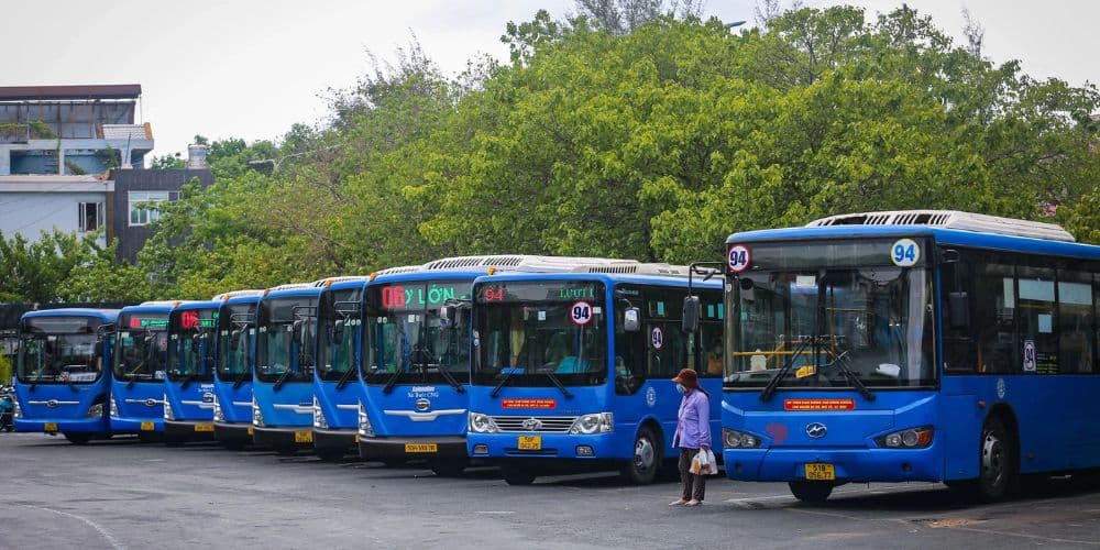 Đi đến Hồ Con Rùa bằng xe bus