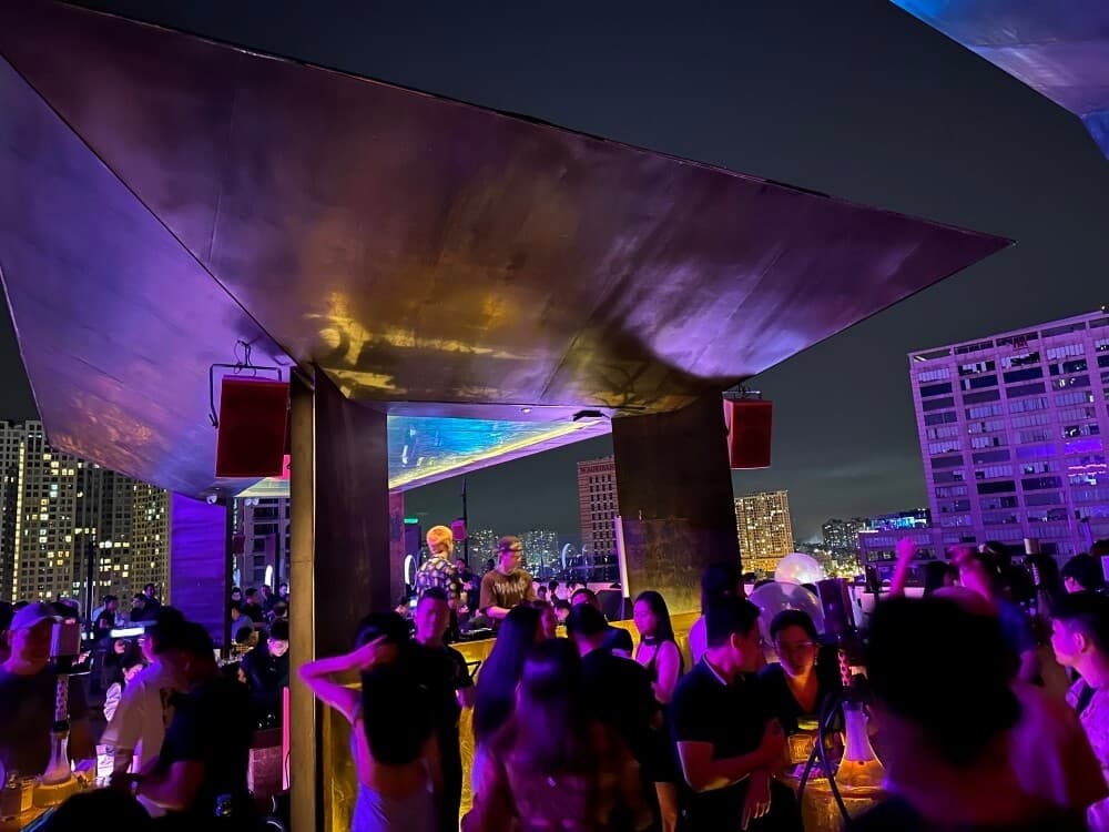 ZION SKY LOUNGE AND DINING