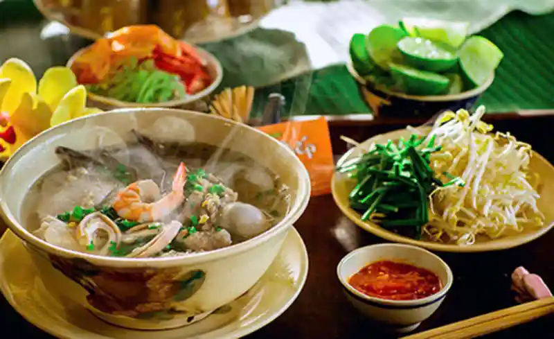 hủ tiếu sa đéc