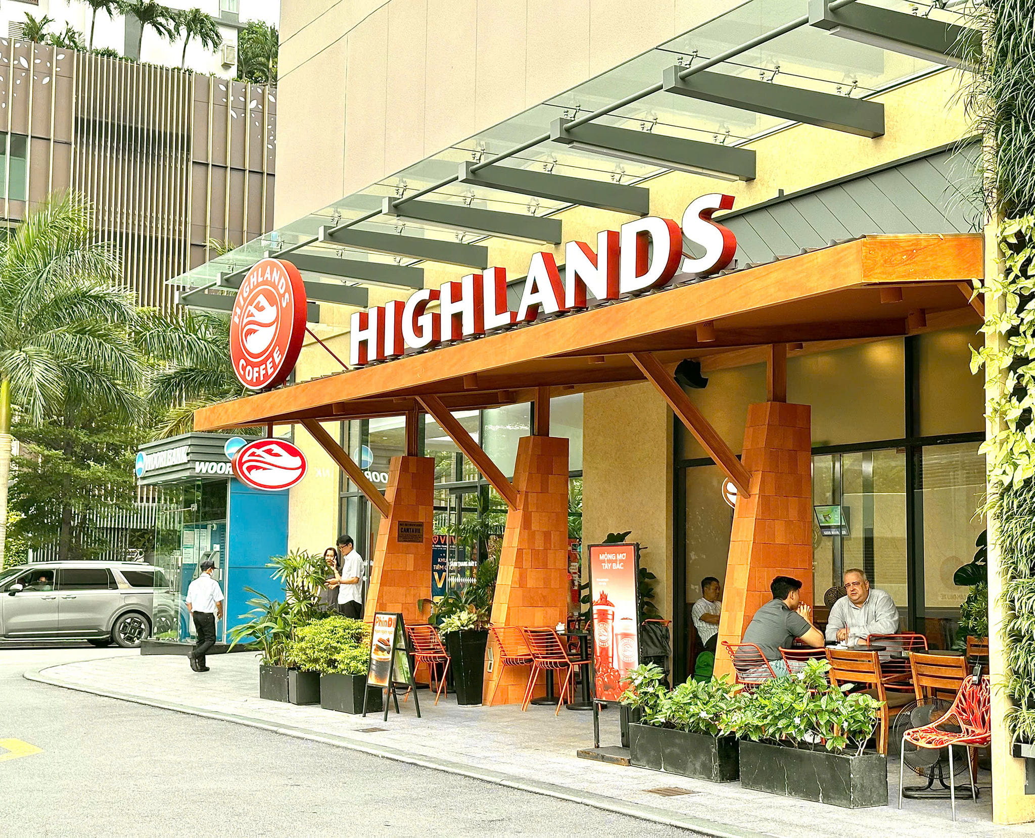 Highlands Coffee Parkson