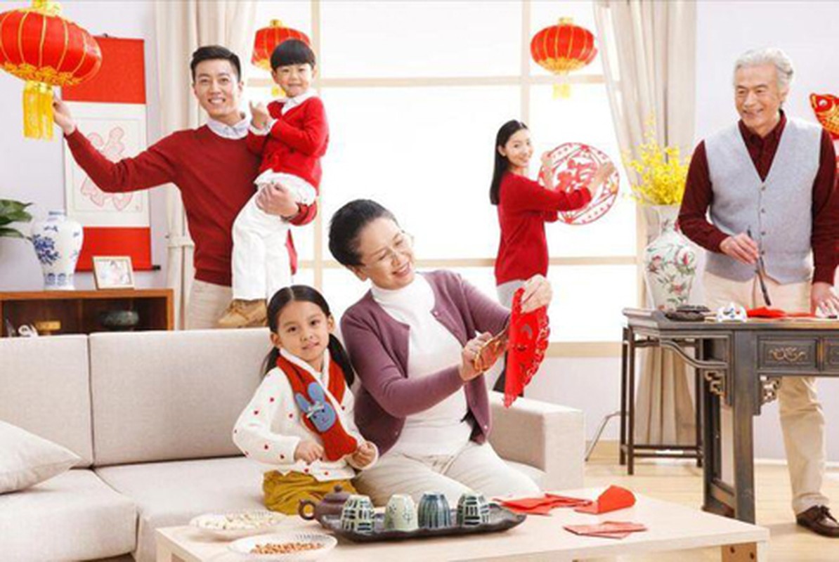 Dọn dẹp nhà cửa chuẩn bị Trung Thu